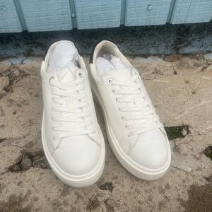 Steve Madden Carley Classic White Sneakers